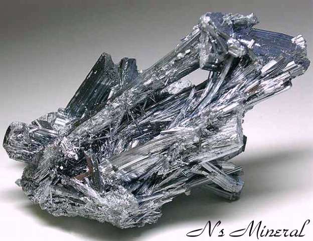 �P���z/Stibnite