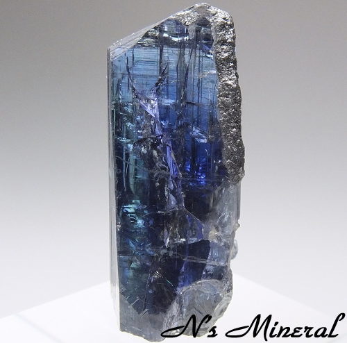 �^���U�i�C�g/Tanzanite
