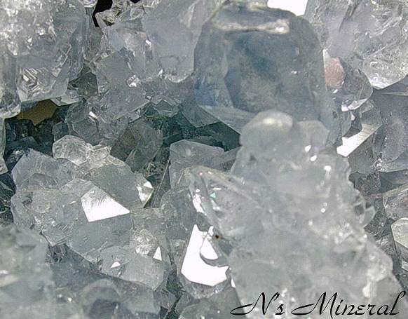 �V��/Celestite