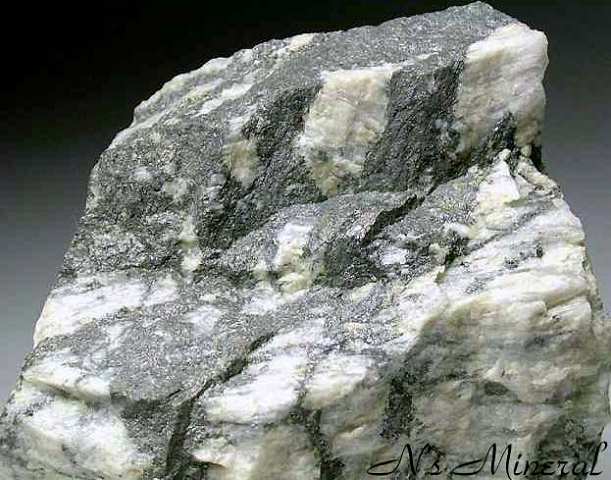 �V���o�j�A�z/Sylvanite