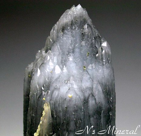 �эz���萅��/Jamesonite in Quartz