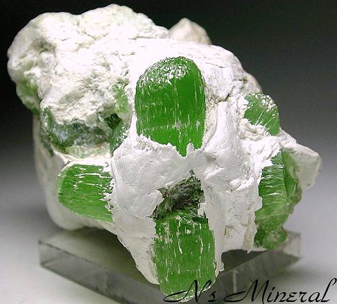 �y���h�b�g/Peridot