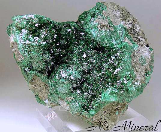 �ӓ��z/Libethenite