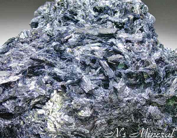 ���M��/Glaucophane