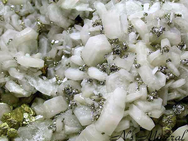 ���f�ӊD��/Fluorapatite
