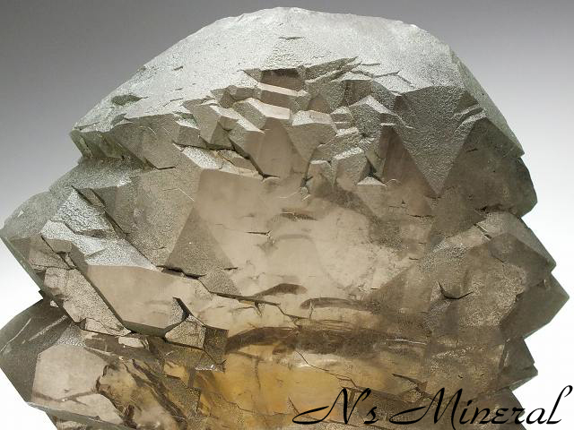 ������/Smoky Quartz