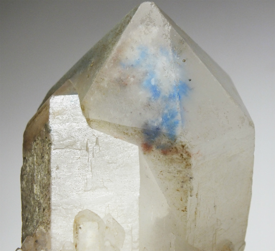 �p�p�S�Γ��萅��/Papagoite in Quartz