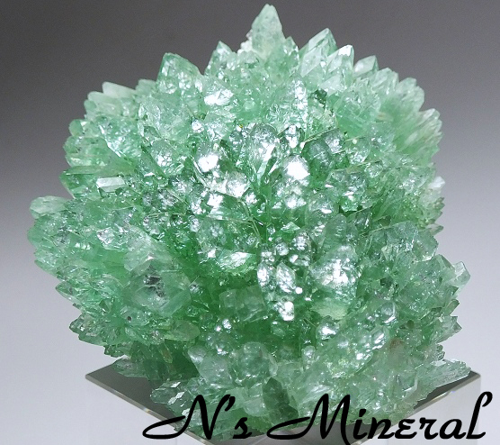 �����/Fluorapophyllite-(K)
