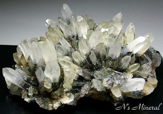 ����/Quartz
