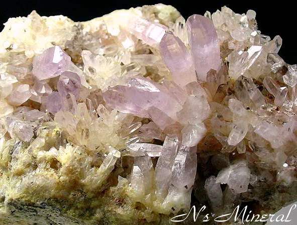 ������/Amethyst