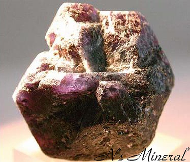 �A���L�T���h���C�g/Alexandrite